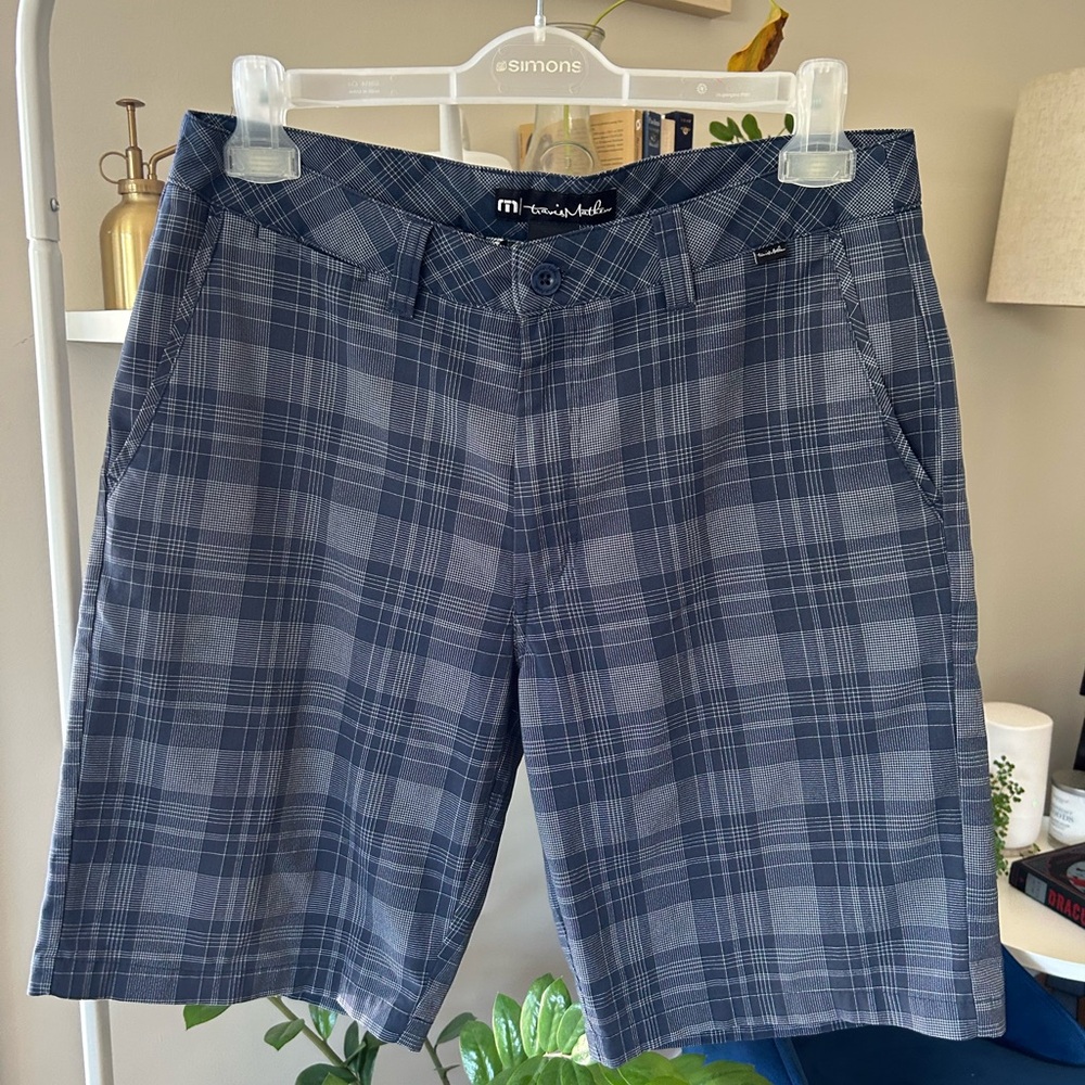 Travis Mathew Men's Plaid Golf Performance Shorts in Blue and Grey
